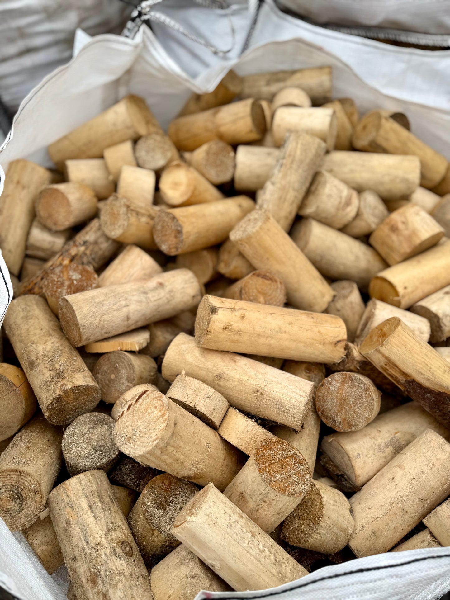 Wonky Kiln Dried Firewood Bulk Bag