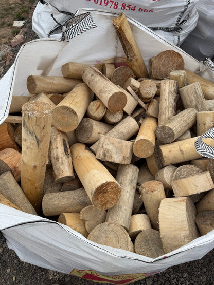 Close-up of mixed-shape wonky hardwood and softwood offcuts